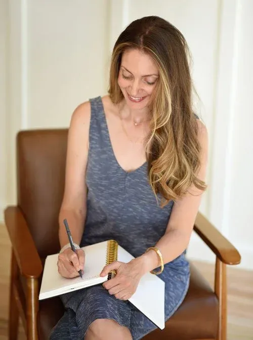 Acupuncture treatment with Megan Moon Long